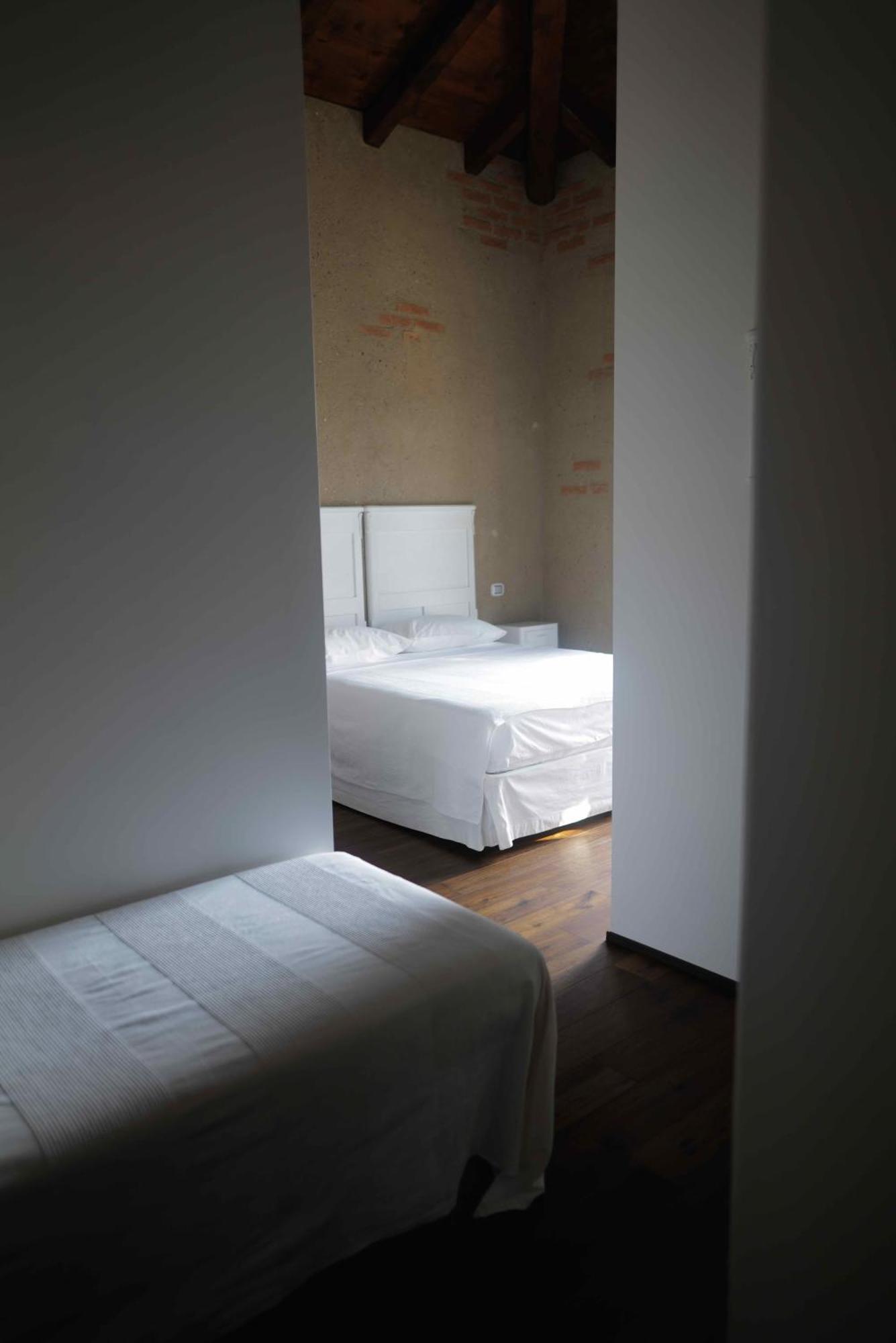 B&B Cascina La Cinciallegra Oggiono Exterior foto